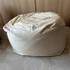 無印良品　ビーズクッション
