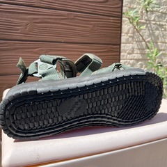 シャカ　サンダルの画像