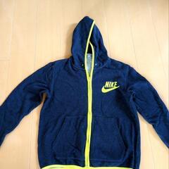 NIKE　　パーカー