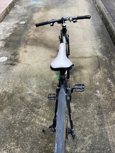 クロスバイク　フジスパロウ(前輪パンク) クロスバイク フジスパロウ(前輪パンク)