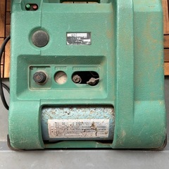 日立（ハイコーキ）エアコンプレッサー　釘打ち機　