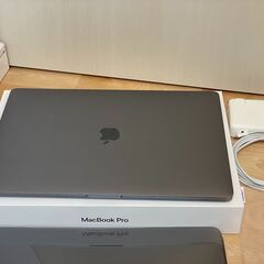 美品　MacBookPro15インチ　おまけ付きの画像