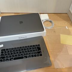 美品　MacBookPro15インチ　おまけ付きの画像