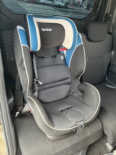 チャイルド ジュニア シート　Aprica form fit ISOFIX 