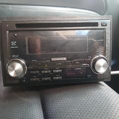KENWOOD 日本語表示、MP3可 2D CDレシーバー