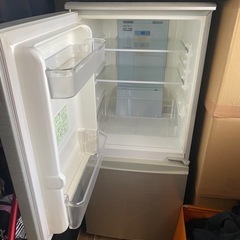 シャープ一人暮らし用冷蔵庫プラズマクラスターの画像