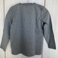 タグ付き新品未使用　子ども服 ロンT 130　a.v.vの画像