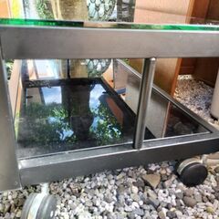テレビラックの画像