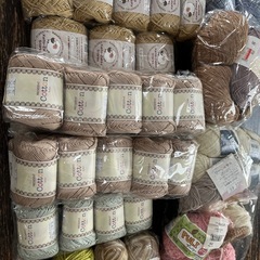 【決定】様々な毛糸と編み棒