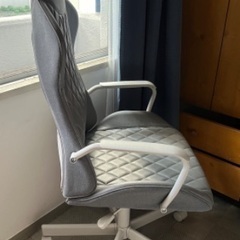 椅子 Ikea UTESPELARE ウーテスペラレ ゲーミングチェア, ボームスタード グレーの画像