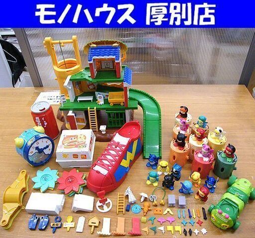 バンダイ ムシ忍 大きな木のムシ忍城 コガネニンのスニーカーベース おもちゃ カラクリメカ 忍者 バーガー すし 札幌市厚別区 厚別店