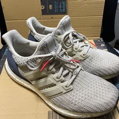 9/25まで　Adidas　UltraBoost　26.5㎝　グレーの画像