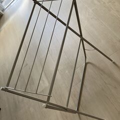 ニトリ　タオルハンガー折り畳み式