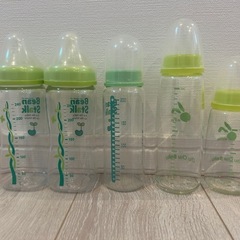 ミルトン消毒ケース、哺乳瓶5本セットの画像