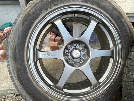 格安スタッドレ！かっこいい
6本スポークス