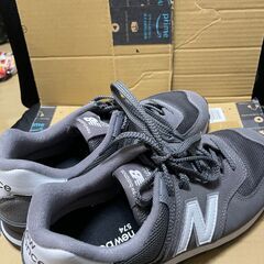 9/25まで　New Balance　ニューバランス 574　27cm　D　グレー　新品近いの画像