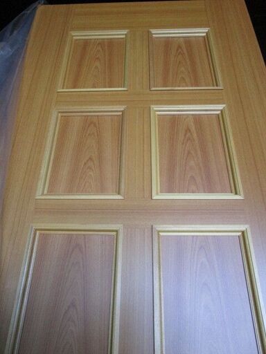 ２　建具　新品保管品　昭和レトロ ドア　木彫室内ドア トーヨーサッシ