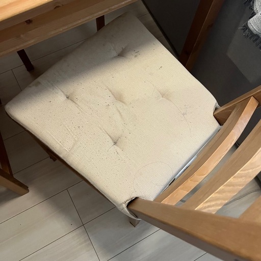 IKEA ダイニングテーブルチェアー