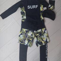 【お引渡しが決まりました】水着　120サイズ位