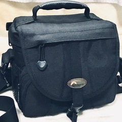 小型軽量！　ロープロ　カメラバッグ　EX140