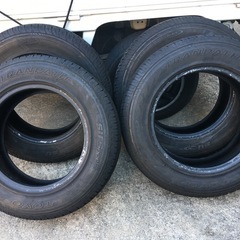 引き取り限定！175/80R15 TOYOトランパスSUの画像
