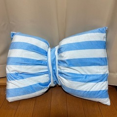 【シナモン】リボンビッグクッション の画像
