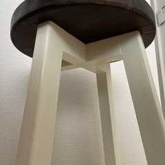 スツール　椅子　サイドテーブル　木　白　北欧の画像