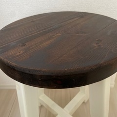 スツール　椅子　サイドテーブル　木　白　北欧の画像