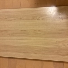 茶色のローテーブル
