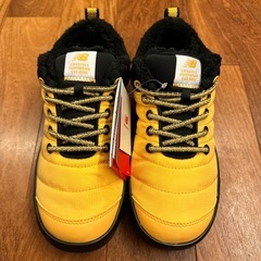 【新品】ニューバランス　スリッポン　シューズ　23㎝