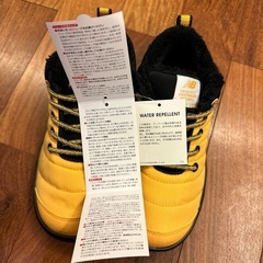 【新品】ニューバランス　スリッポン　シューズ　23㎝の画像