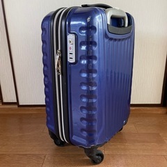 スーツケース
