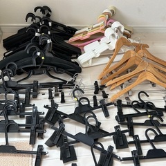 【お譲り先決定しました】ハンガー ボトムス用ハンガー 118本