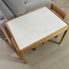 IKEA  子供ミニテーブル　デスクセット