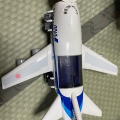 トミカ　カーゴジェット　ANA