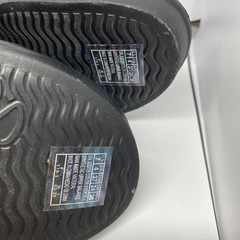 新品未使用　スケッチャーズ  黒厚底サンダル　24㌢の画像