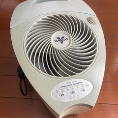 ボルネード加湿器　サーキュレーター搭載（中古）　新品純正フィルター付き