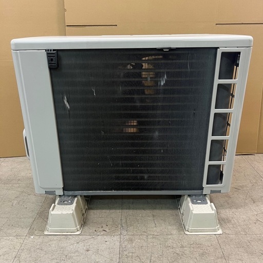 CORONAコロナ エアコン 室外機　CSH-N2215R 2015年 