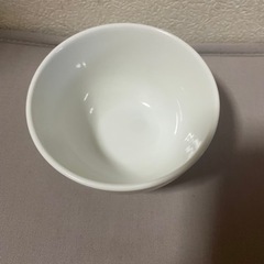 白　小鉢　丸皿　茶碗　５つの画像
