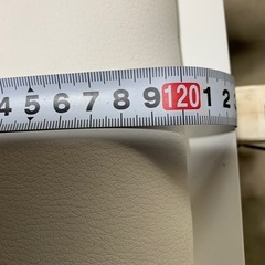 白ベンチソファーの画像