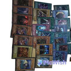 【受け渡し完了】遊戯王カード　当時物　ブルーアイズ（型番なし）アクア・マドール ブラマジ・ガール ラーの翼神龍等の画像