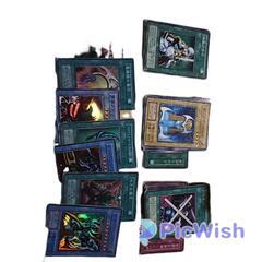 【受け渡し完了】遊戯王カード　当時物　ブルーアイズ（型番なし）アクア・マドール ブラマジ・ガール ラーの翼神龍等の画像