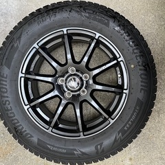 一本のみ　ブリヂストン　BLIZZAK DM-V3 225/65...