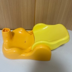 アプリカ バスチェア の画像