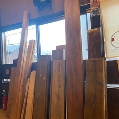 足場板、廃材、