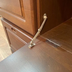 キャビネット、飾り棚付きの画像
