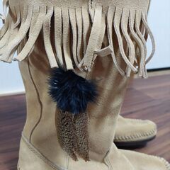 MINNETONKA（ミネトンカ）ウエスタンブーツの画像