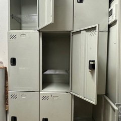 【キャンセル再出品】大型ロッカーの画像