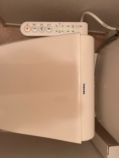 東芝温水洗浄便座　SCS-T160