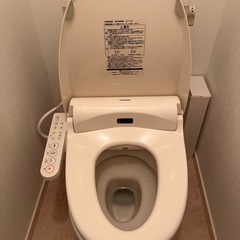 東芝温水洗浄便座　SCS-T160の画像